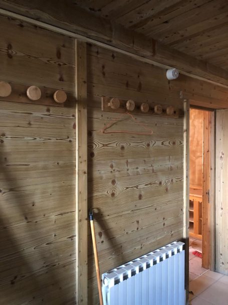 Aérogommage intérieur d'un ski-room