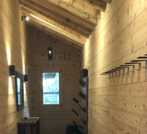 Aérogommage intérieur d'un ski-room